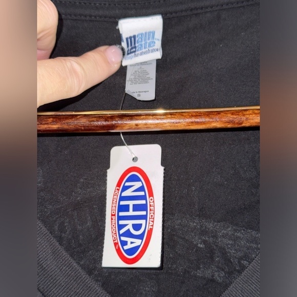 Main Gate NHRA Nitro Women’s V-Neck T-Shirt Size Small NWT - Picture 4 of 5